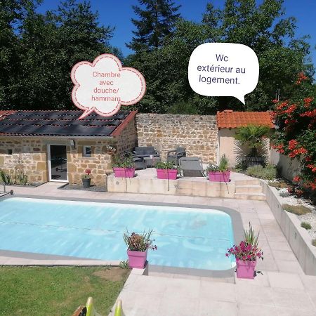 La Salamandre Vic-le-Comte Exterior foto